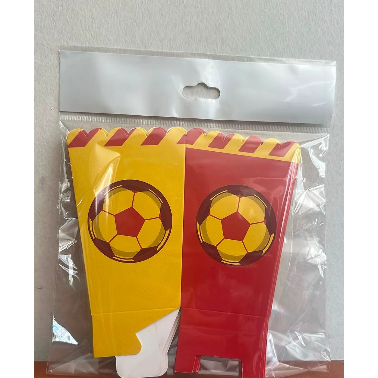 Kırmızı Sarı Futbol Temalı Mısır Kutusu Seti – 8 Adet