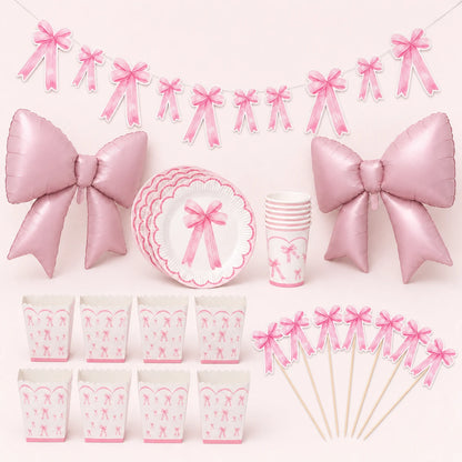 Pembe fiyonk parti seti paket içeriği; tabak, bardak, mısır kutusu, kürdan, banner ve iki folyo balon