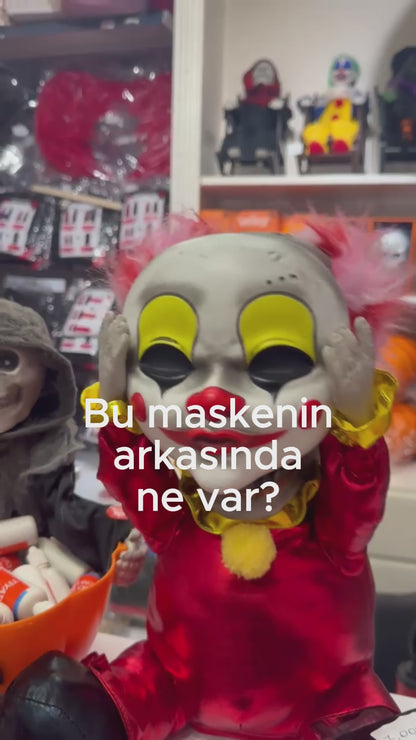 Hareketli ve Sesli Maskeli Şakacı İskelet