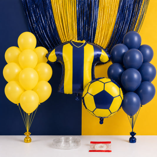 Sarı lacivert taraftar doğum günü seti; 10 sarı ve 10 lacivert balon, forma ve futbol topu folyo balonları ile parti aksesuarları