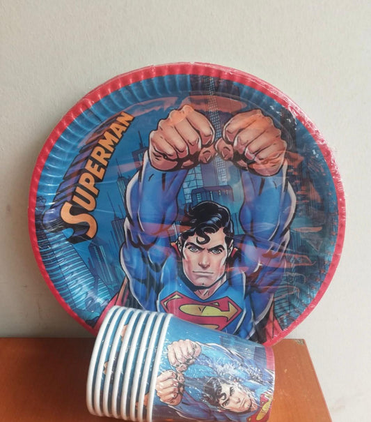 Superman Temalı Tabak Bardak Seti – 8+8 Parça